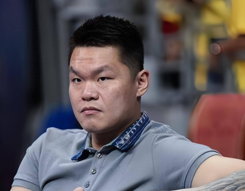 世界杯官方直播客户端下载官网手机版-广东宏远今日早报！朱芳雨开闭门会议，杜锋深夜发声，一人被劝退